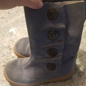 Perfect for the fall Livie and Luca like new